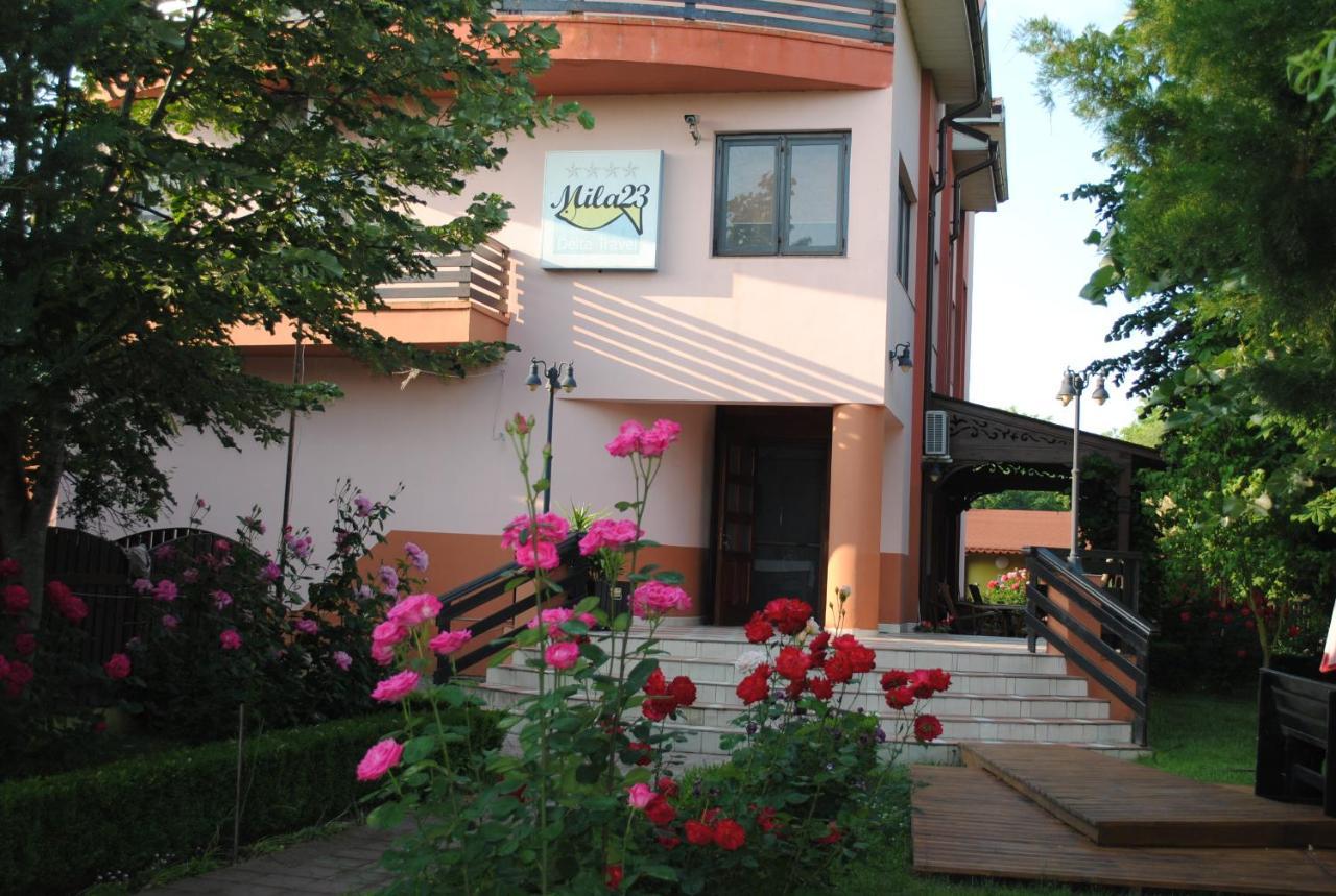 Vila Delta Travel - Mila 23 Hotel Mila Douăzeci şi Trei Exterior foto